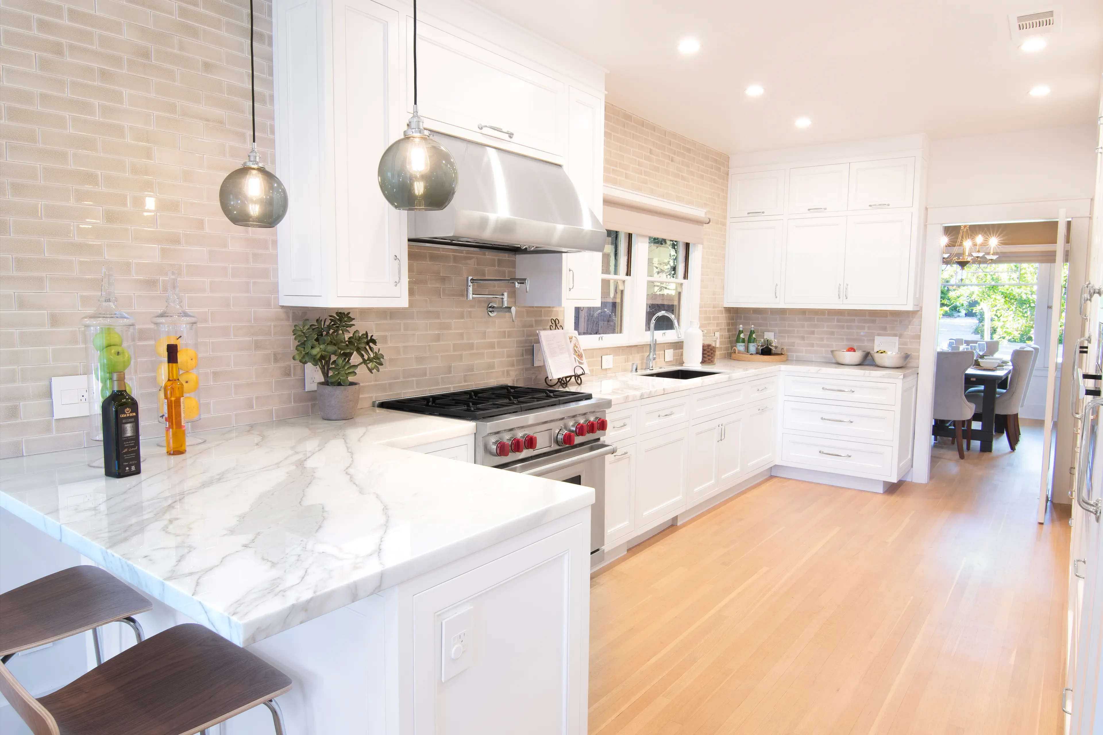 A stunning South Pasadena kitchen, meticulously edited to display vibrant color correction, enhanced sharpness, and well-balanced exterior lighting for a captivating visual impact.