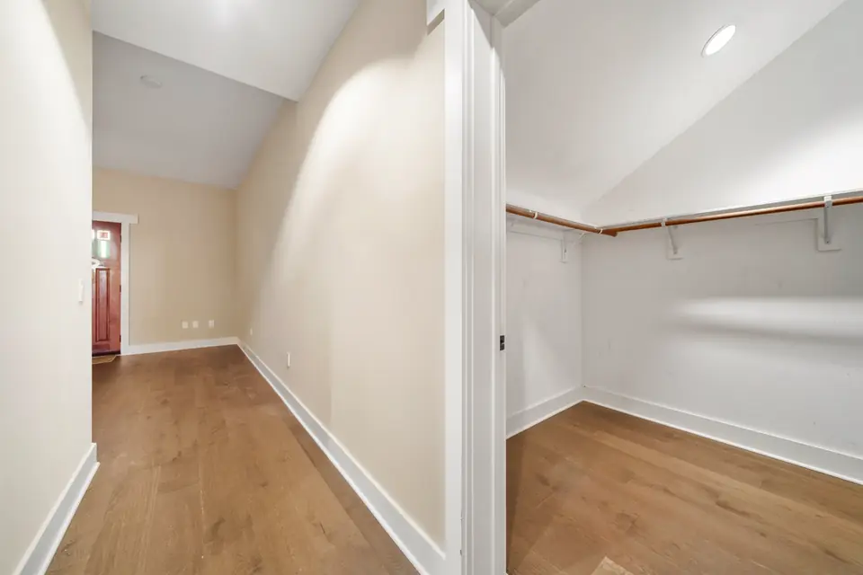 Walk-in closet